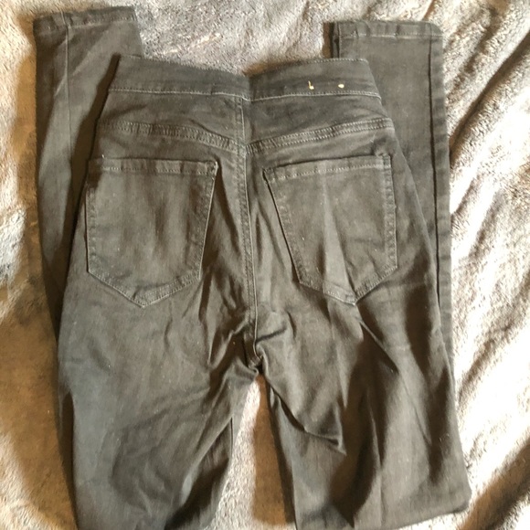 stretchy black jeans - Picture 3 of 3